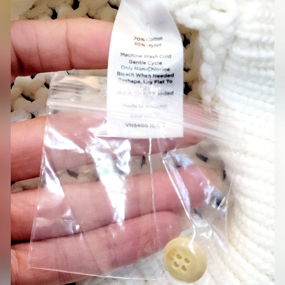 New Without Tags HAVEN WELL WITHIN Knot Stitch Henley Sweater Pullover White L - Picture 8 of 10